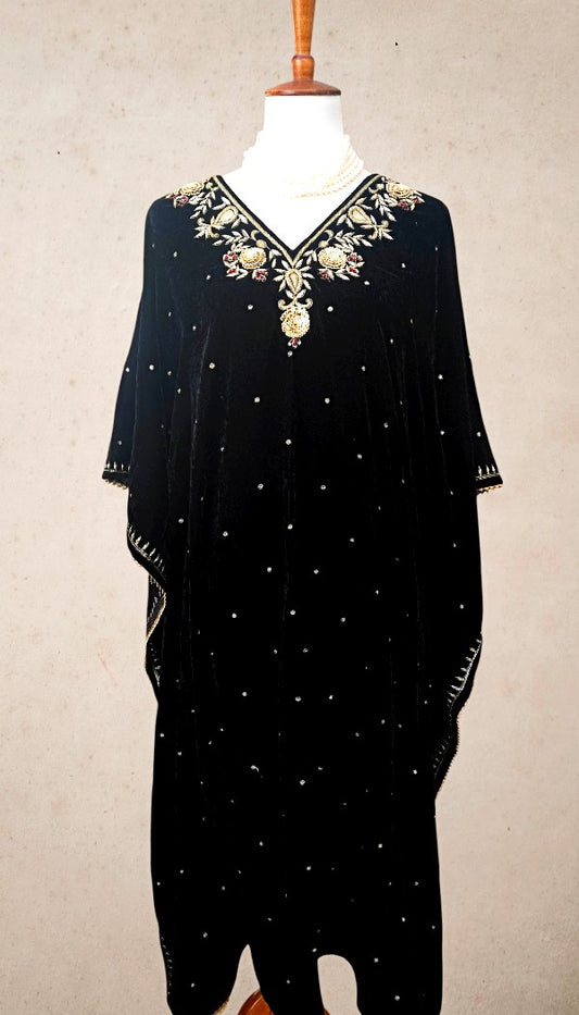 Velvet Anti-fit Zardozi Kaftan