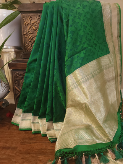 Green Banarsi Tanchoi Silk Saree