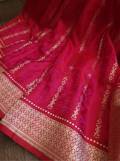 Double Katan Tanchoi Banarsi Saree