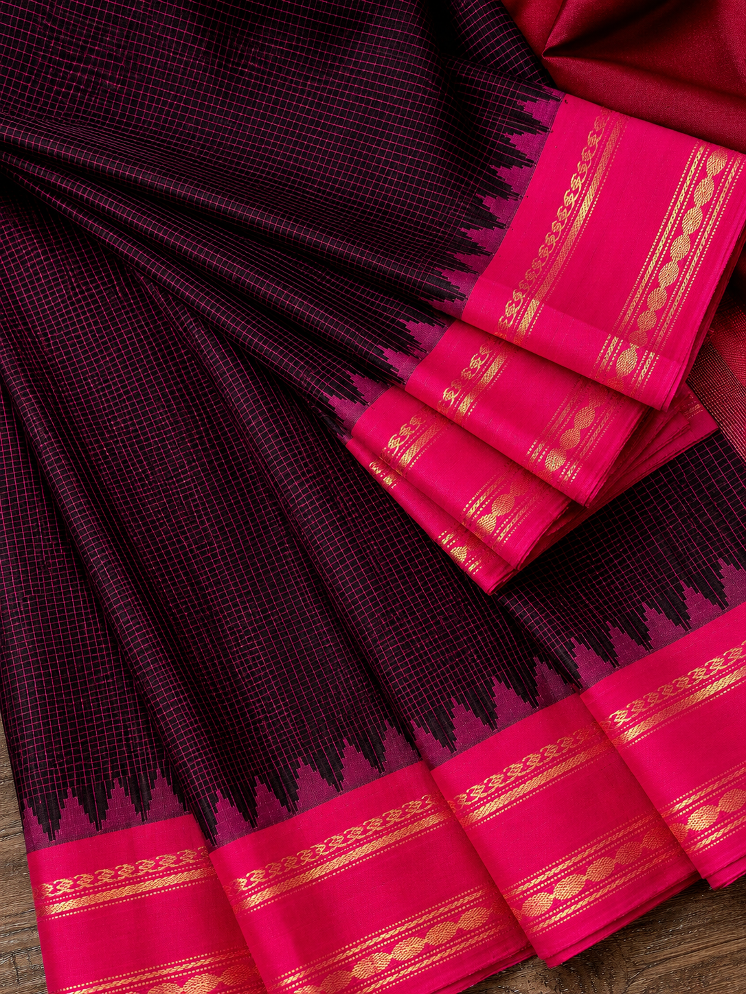 Black Silk Gadwal Saree