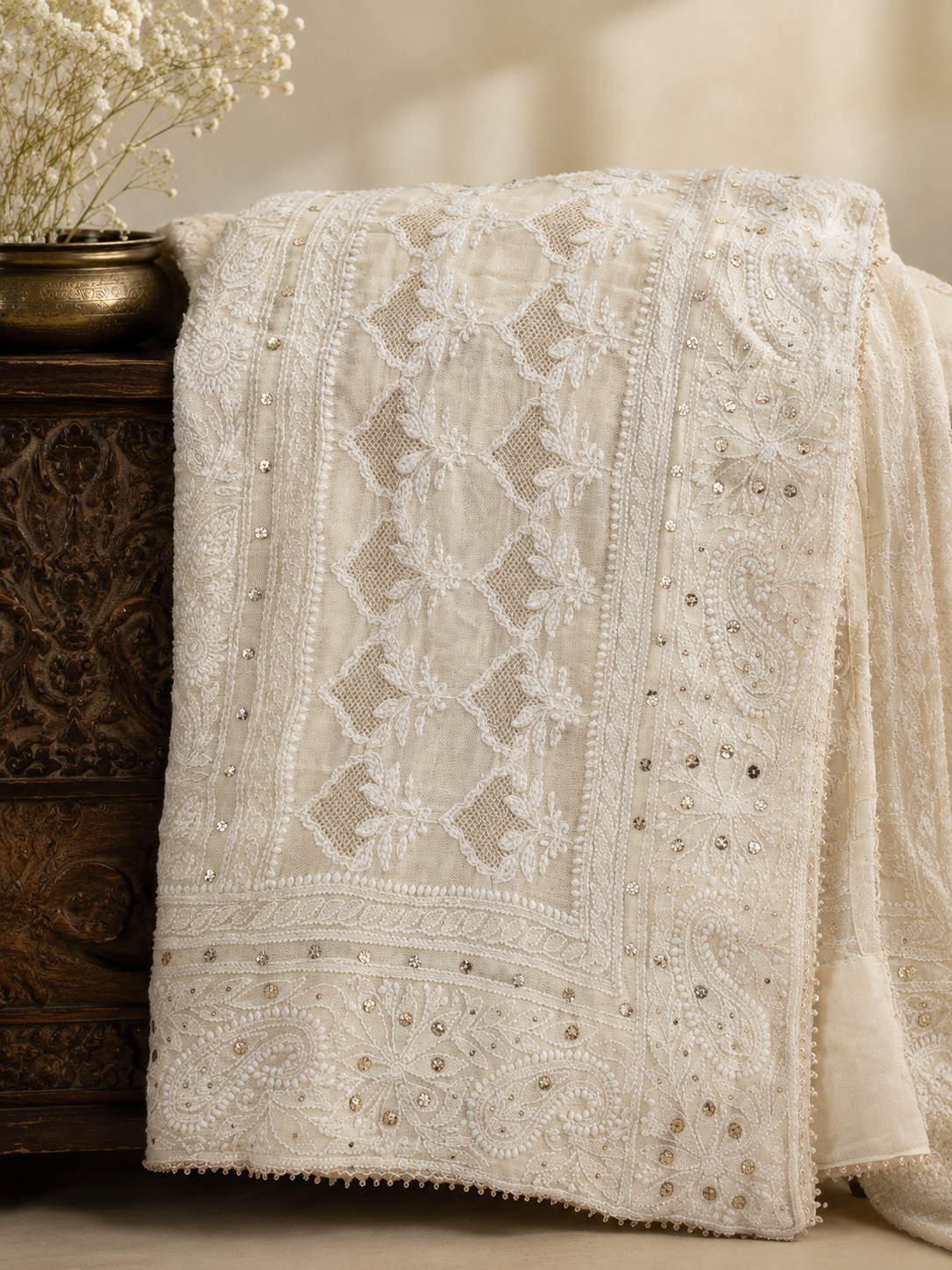 Pure Georgette Jaal Chikankari & Kamdani Saree
