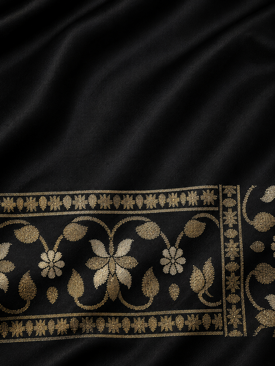 Ektara Silk Banarsi Jamdani Saree