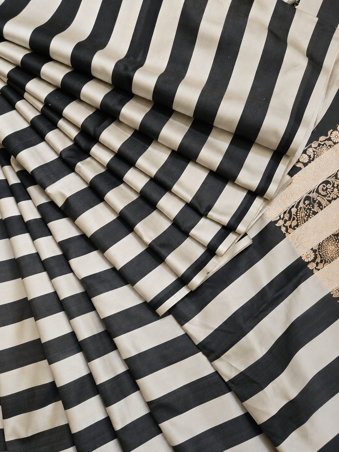 Contemporary Double Katan Banarsi Saree