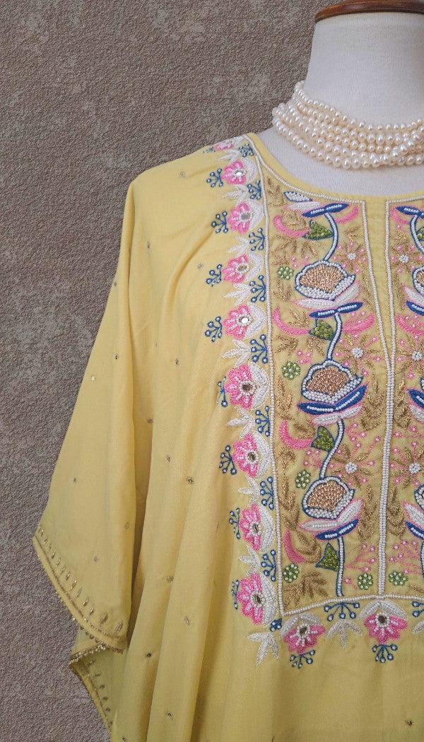 Velvet Anti-fit Zardozi Kaftan