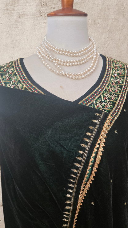 Velvet Anti-fit Zardozi Kaftan