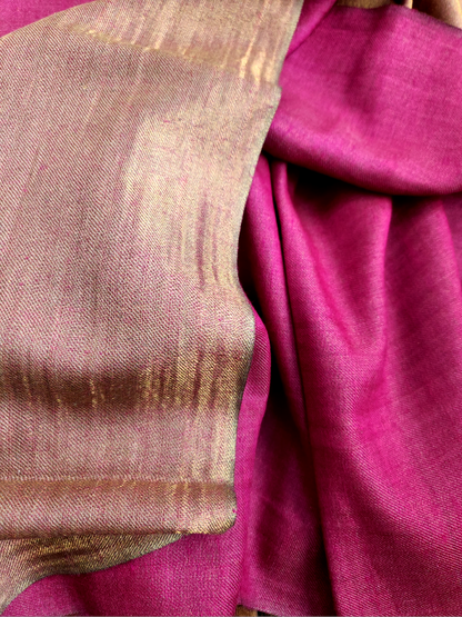 Fuchsia Gold Pasmina Woolen Reversible Stole